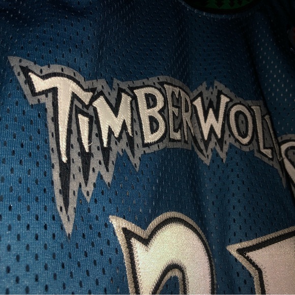 KG Timberwolves Jersey - Picture 7 of 9